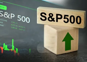 Altcoin Market Readies for Breakout as Macro Patterns Align with S&P500 Surge