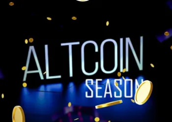 Altcoin Season on the Horizon Analysts Predict Breakout Momentum from August to December